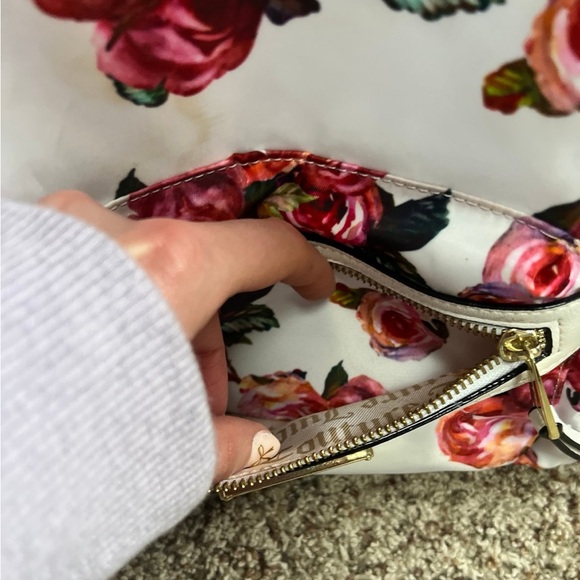 Juicy Couture Floral Mini Backpack White Pink Roses Gold Hardware - Picture 3 of 12